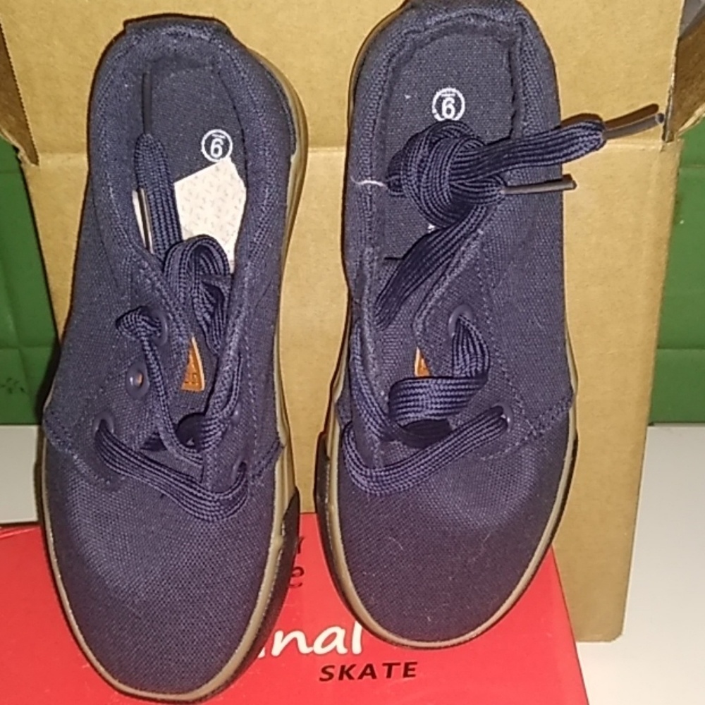 Toddler boys shoes